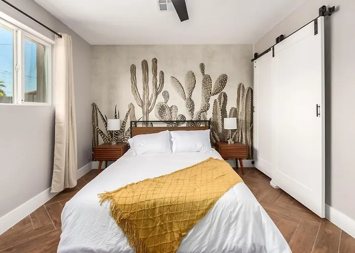 Holiday home Eclectic Escape Wpool, Yard Games- Old Town5min Scottsdale