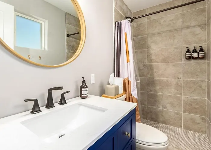 Holiday home Eclectic Escape Wpool, Yard Games- Old Town5min Scottsdale